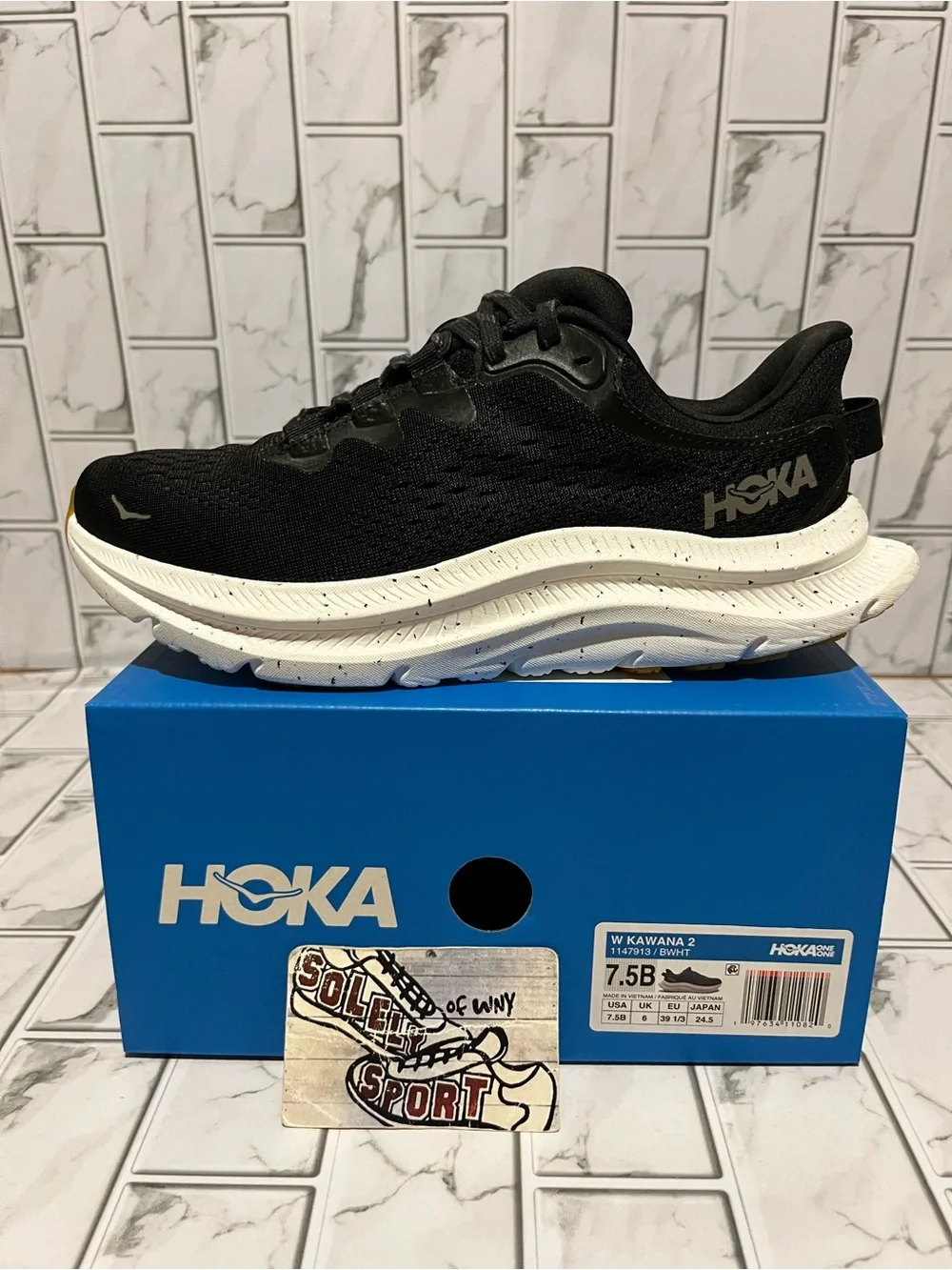 New Hoka One One Kawana 2 Running Training Walking Shoes Black White Women 7 7.5